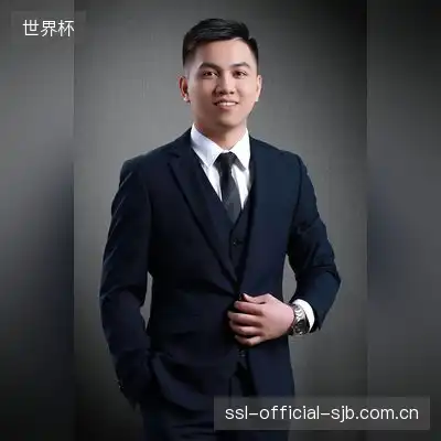 皇甫平